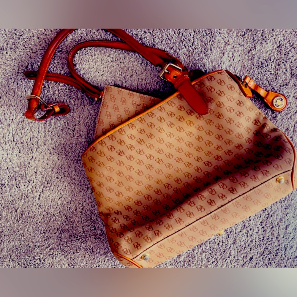 Dooney & Bourke handbag